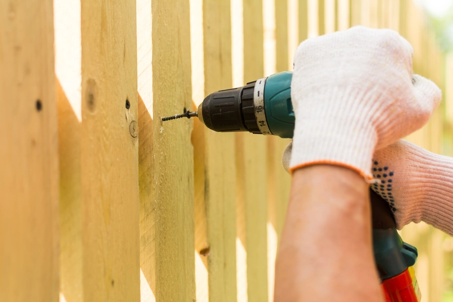 How To Choose The Right Fence Material For Your Property in Henderson, KY How To Choose The Right Fence Material For Your Property in Henderson, KY