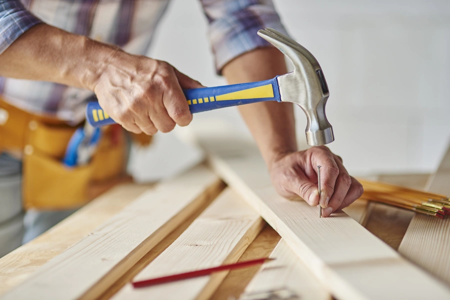 Signs Your Home Needs Immediate Maintenance Services in Henderson, KY Signs Your Home Needs Immediate Maintenance Services in Henderson, KY